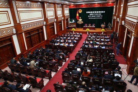 Quang cảnh kỳ họp thứ chín, HĐND tỉnh khóa XIV