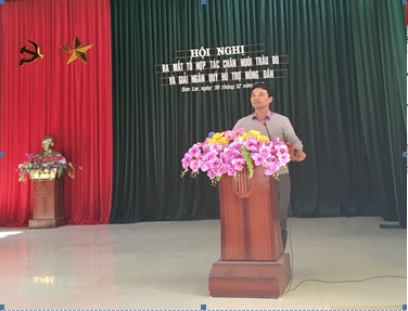 Đ/c Đinh Hồng Thái - TUV, Chủ tịch Hội Nông dân tỉnh Phát biểu tại buổi ra mắt Tổ hợp tác tại xã Sơn Lai (Nho Quan)