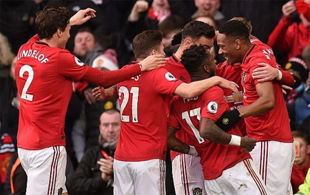 Các cầu thủ Man United xuất sắc đánh bại Man City 2-0. (Ảnh: Getty Images)