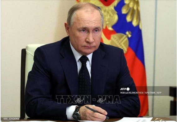 Tổng thống Nga Vladimir Putin chủ trì cuộc họp trực tuyến của chính phủ tại Moskva, ngày 23-3-2022. Ảnh: TTXVN