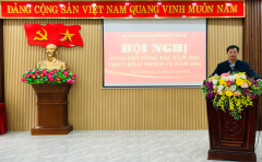 Đ/c Hoàng Ngọc Ánh, TUV, Chủ tịch Hội Nông dân thành phố phát biểu tại Hội nghị